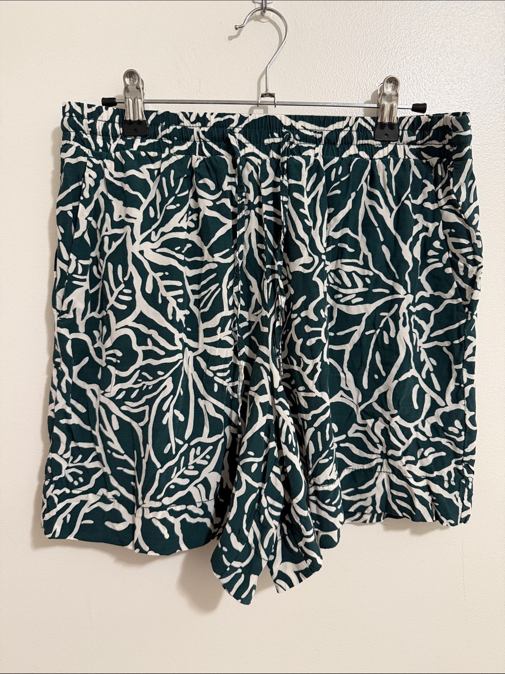 Gap Green White Floral Printed High Rise Pull On Shorts Womens Small